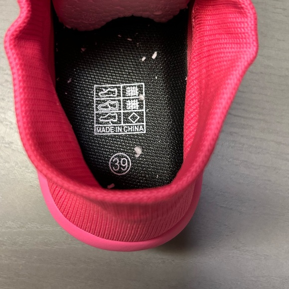 Chunky Sneakers For Women, Neon Pink Knit Detail Lace-Up Front Sneakers NWOT - Picture 9 of 9